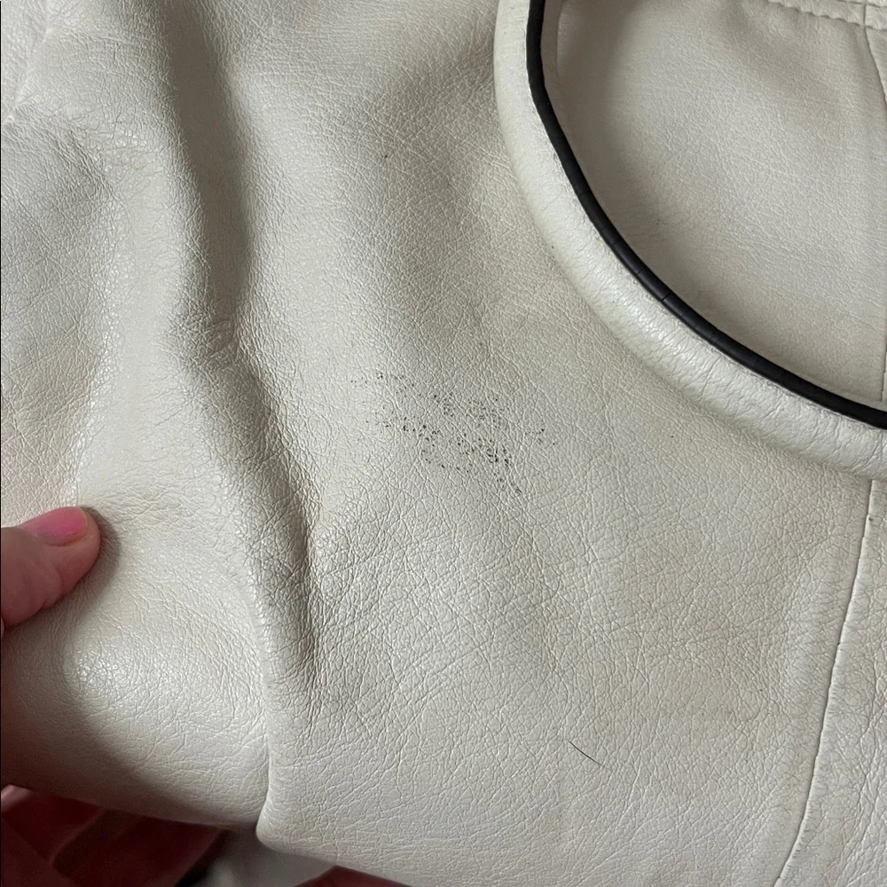 Coach Off White Leather Madison Leather Carrie Handbag